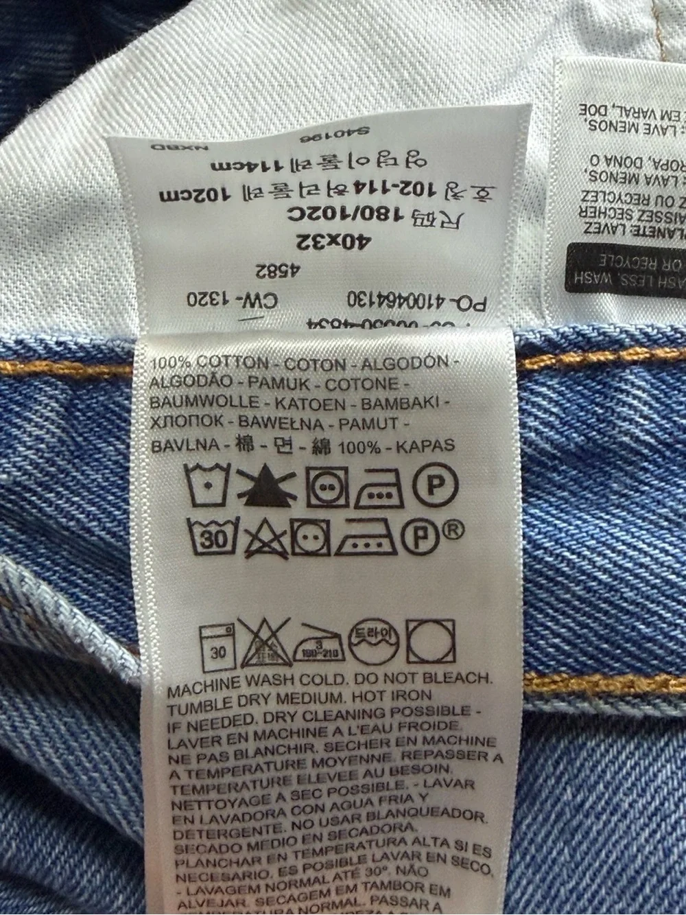 Levi’s Men’s 40x32 Light Wash Blue Jeans Relaxed Straight Leg 100% Cotton